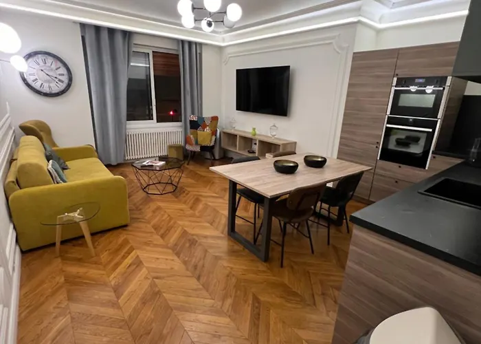 Private Apartments - Champs-Elysees
